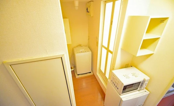 レオパレスアムール