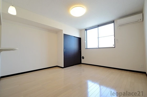 レオネクストエアル