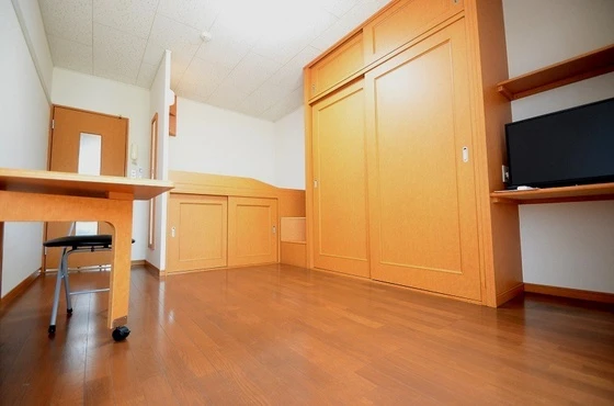 レオパレスAither