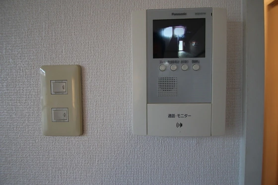 ロイヤルハイツ山上 B棟