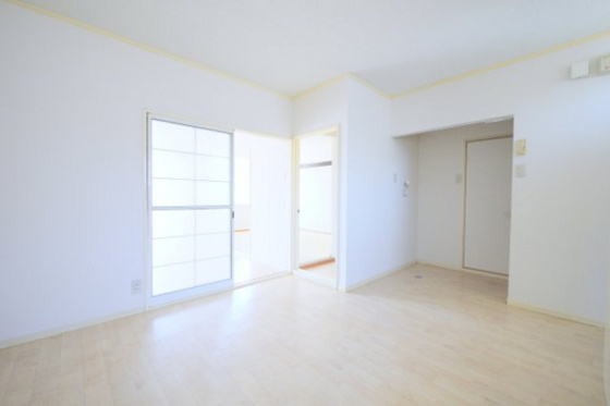 フェリス芳田A棟