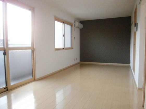 リビングタウン豊成 A棟