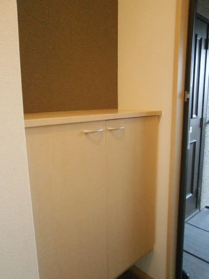 リビングタウン豊成 A棟