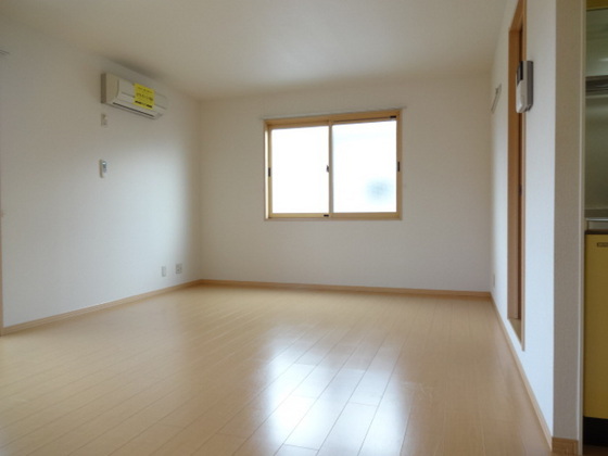 リビングタウン豊成 A棟