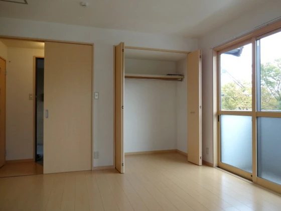 リビングタウン豊成 A棟