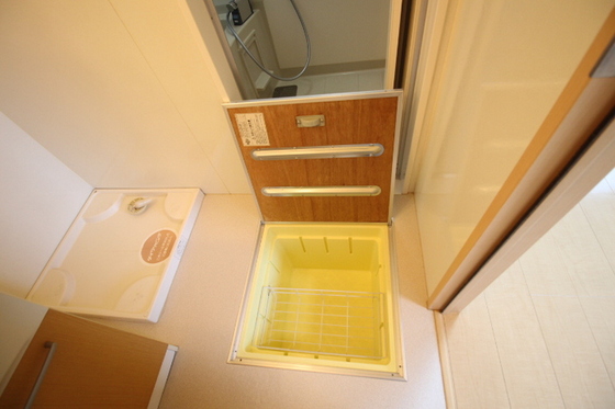 リビングタウン豊成 A棟