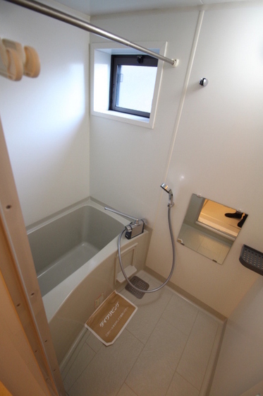 リビングタウン豊成 A棟