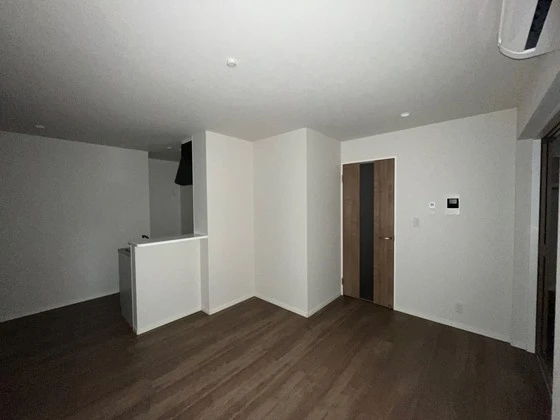 Anmut 廿日市(アンムート)