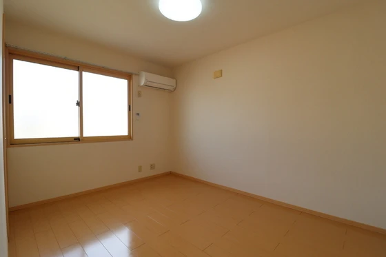 メゾンプリネール A棟