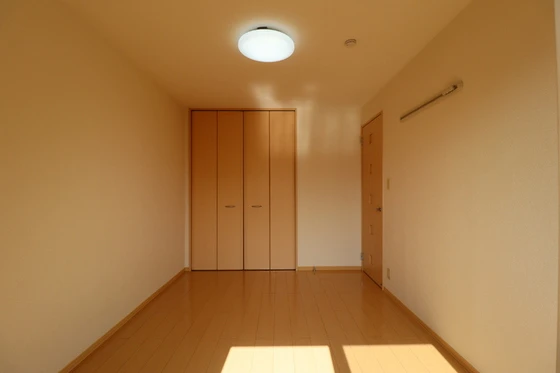 メゾンプリネール A棟