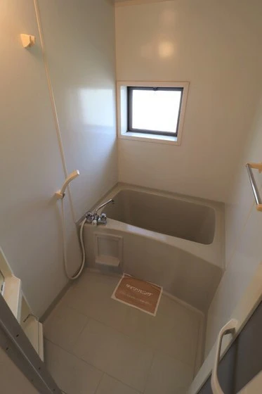 メゾンプリネール A棟