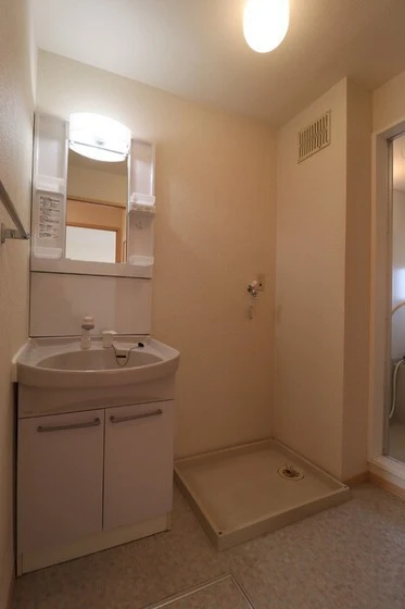 メゾンプリネール A棟