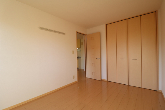 メゾンプリネール A棟