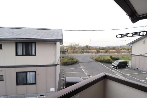 メゾンプリネール A棟