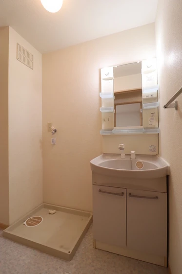 メゾンプリネール A棟