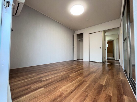 シャトル春水 B棟