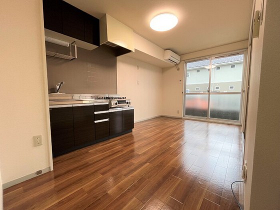 シャトル春水 B棟