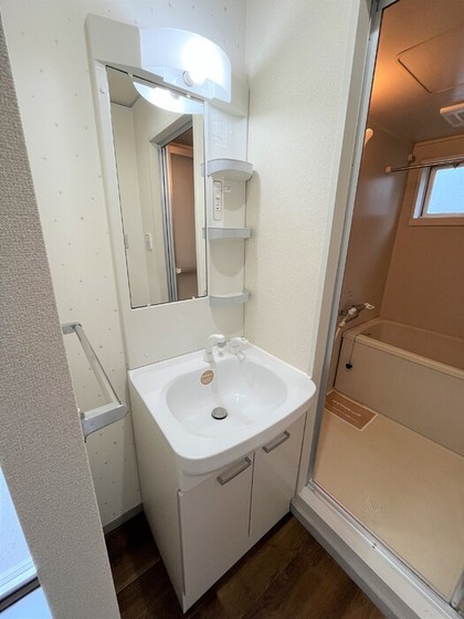 シャトル春水 B棟