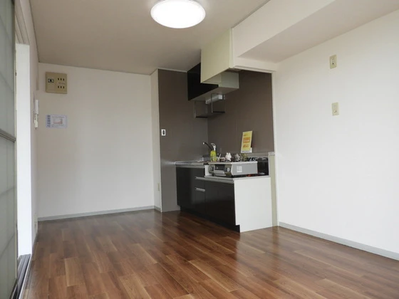 シャトル春水 B棟