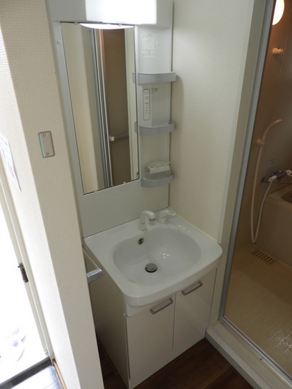 シャトル春水 B棟