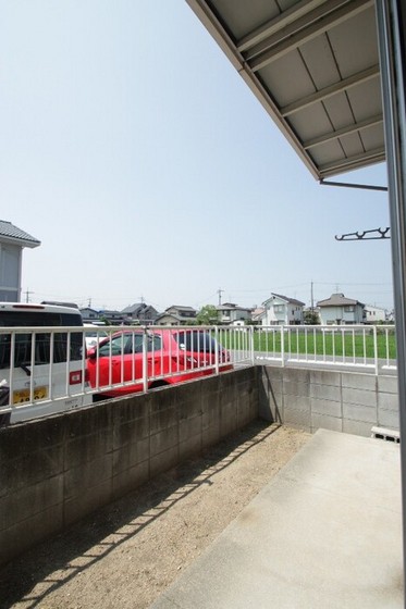 シャトル春水 B棟