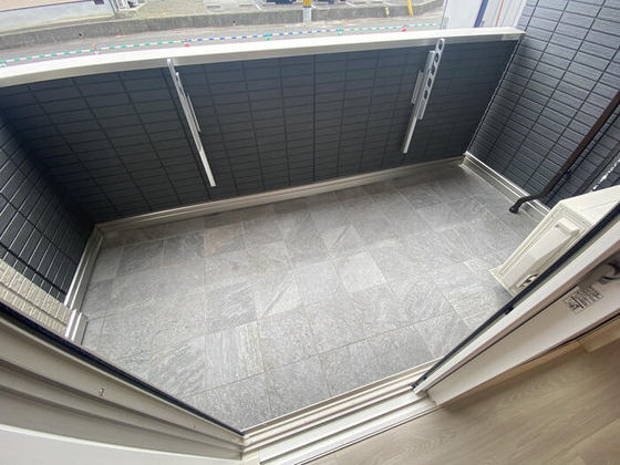 グランフィールド・イオ