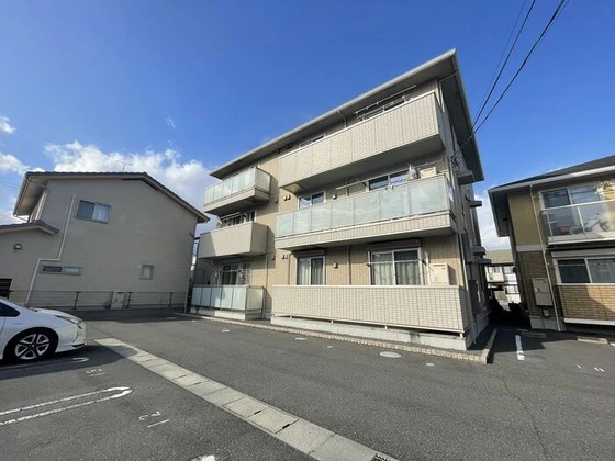 ベルパージュ A棟