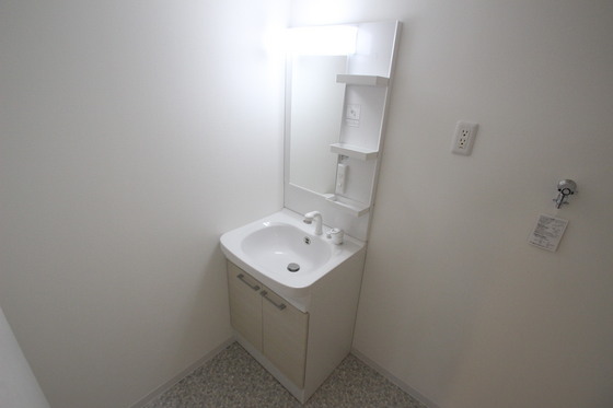 シャインライズ楽々園