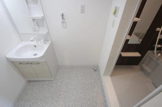 シャインライズ楽々園