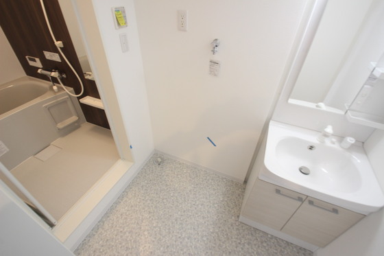 シャインライズ楽々園