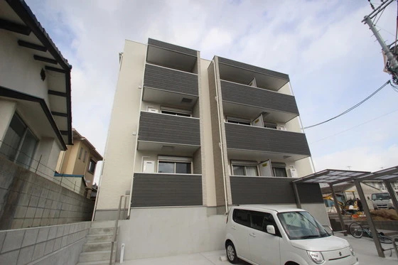 シャインライズ楽々園