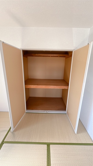 ドミール津高 A