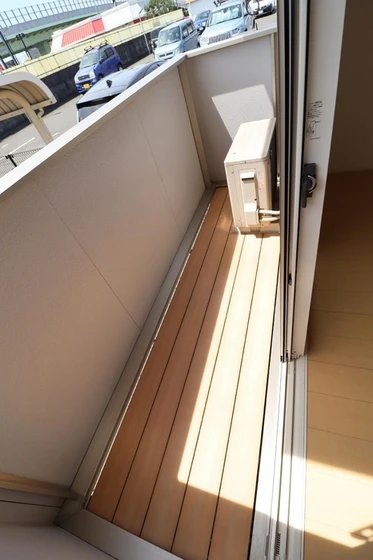 メゾン エミグラント A棟