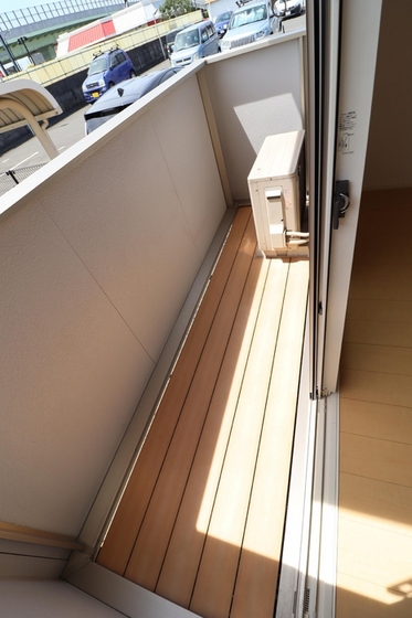 メゾン エミグラント A棟