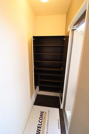 メゾン エミグラント A棟