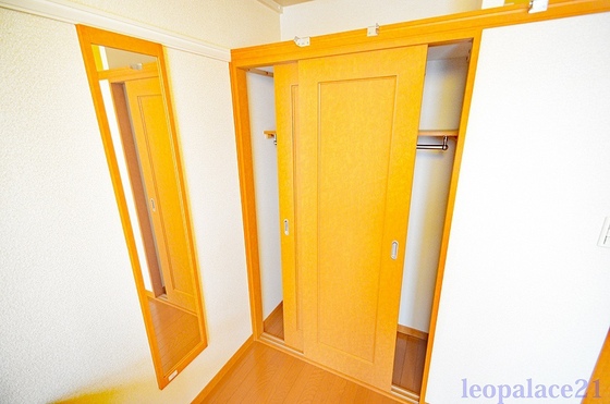 レオパレスミッドフォート