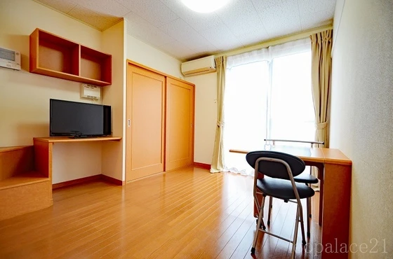 レオパレスカルチェ