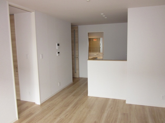 シャーメゾン富田