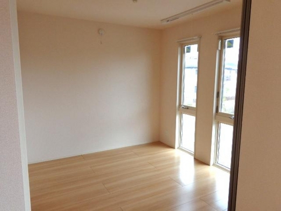 セジュール西条 B棟