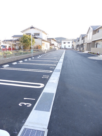 セジュール西条 B棟