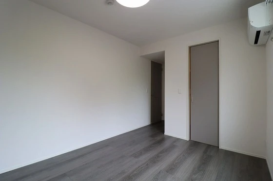 ホワイエ西川原