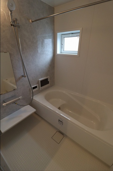 ホワイエ西川原