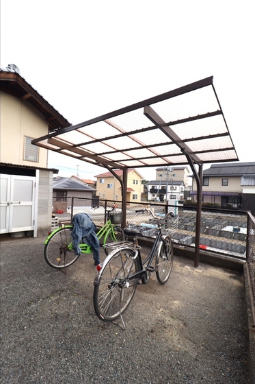 コートウィスタリア