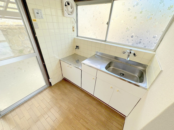 山本7丁目貸家 西