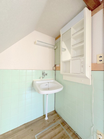 山本7丁目貸家 西