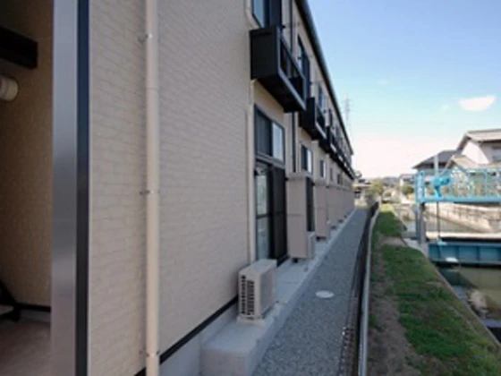 レオパレスCleanRiver