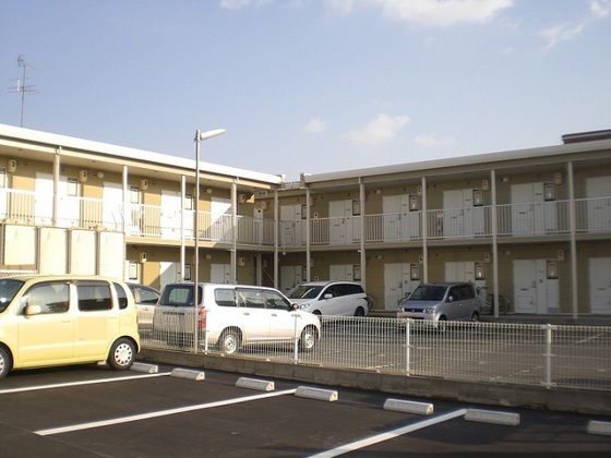 レオパレス鴨川