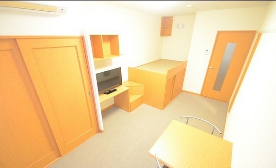 レオパレス鴨川