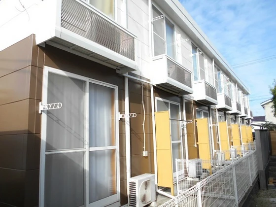 レオパレスファミーユ