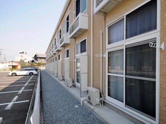 レオパレスジェイ新福